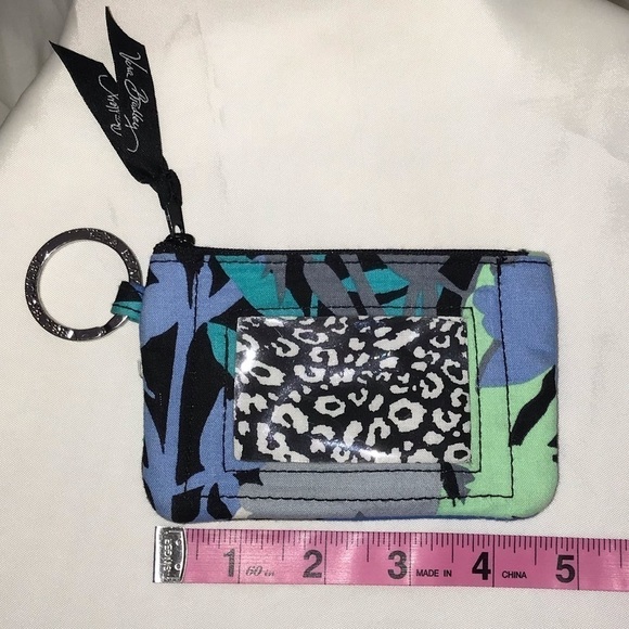 🌻Vera Bradley's Coin Clutch - Picture 5 of 5